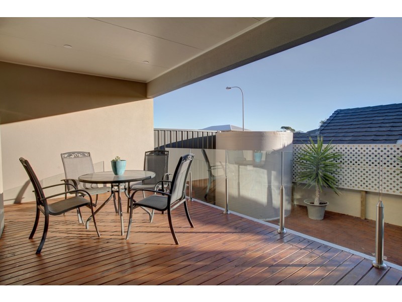 2/2 Bridge Crescent, Port Lincoln SA 5606