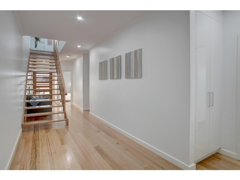 2/2 Bridge Crescent, Port Lincoln SA 5606