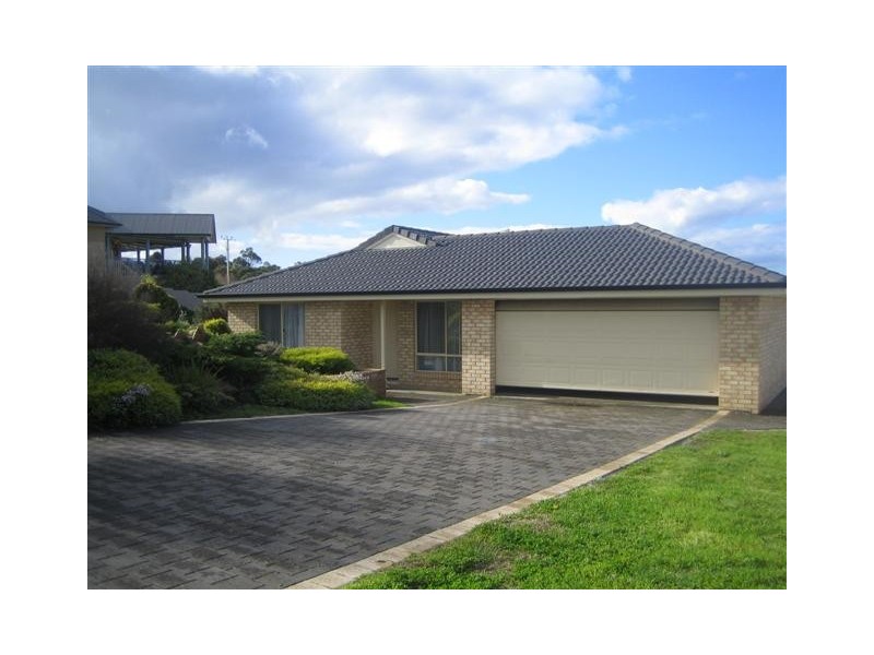 18 Lawson Drive, Port Lincoln SA 5606