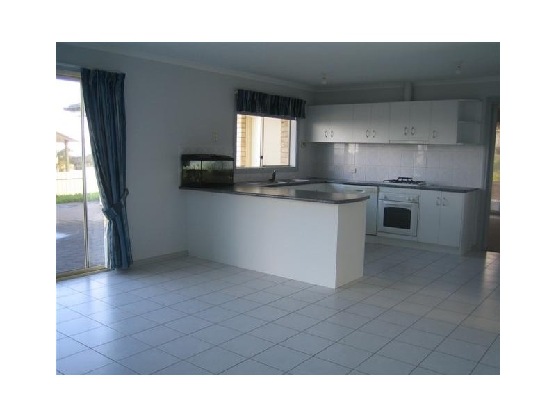 18 Lawson Drive, Port Lincoln SA 5606