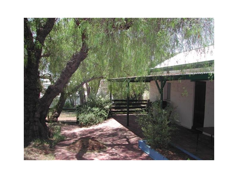 60 Pine Cres, Coffin Bay SA 5607