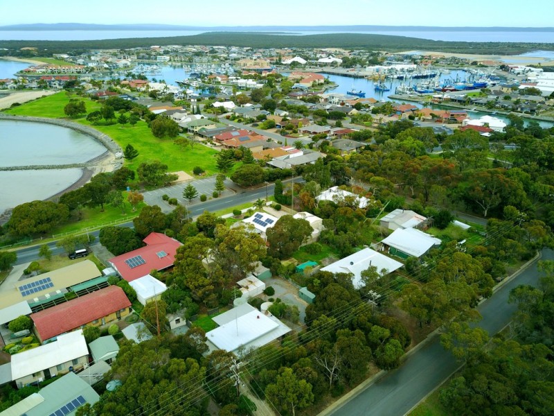 17 Torrens Street, Port Lincoln SA 5606