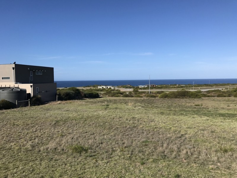 8 Plover Court Point Boston Via, Port Lincoln SA 5606