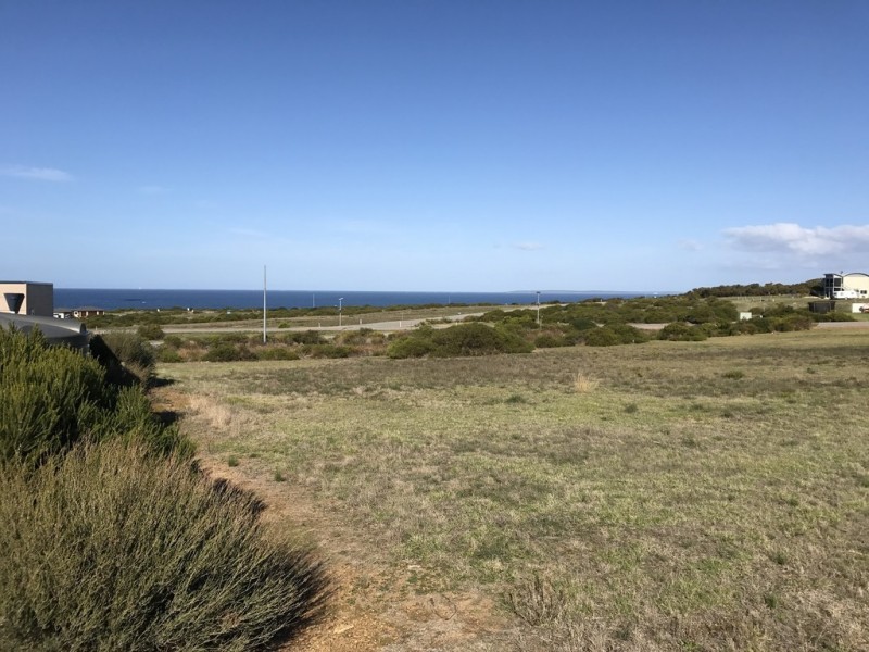 8 Plover Court Point Boston Via, Port Lincoln SA 5606
