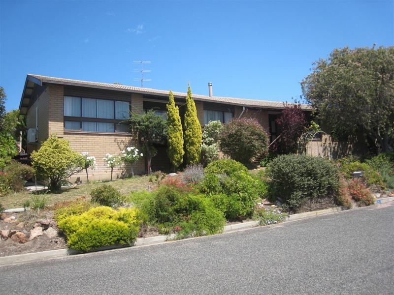 3 Roslyn Street, Port Lincoln SA 5606