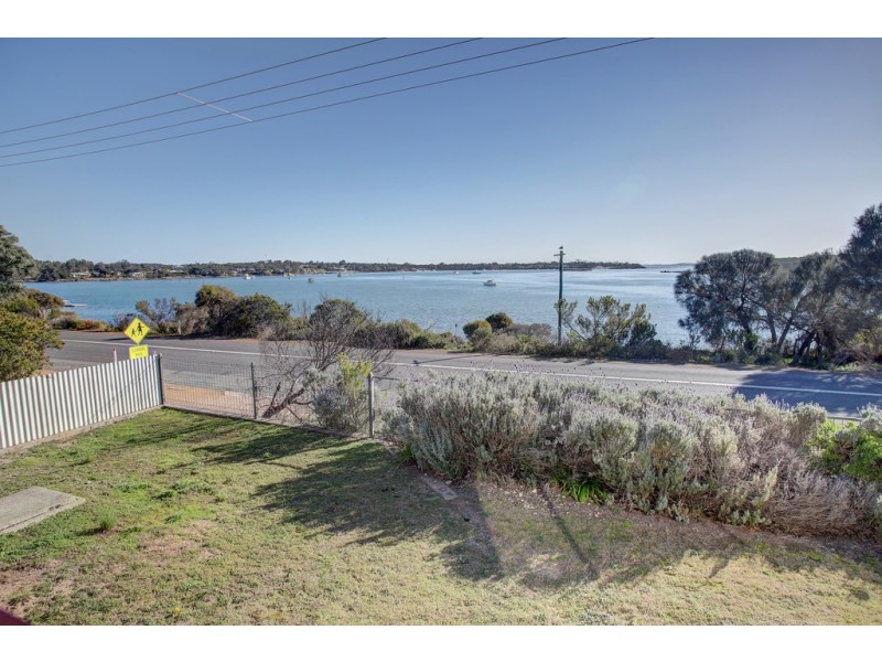 27 Esplanade, Coffin Bay SA 5607