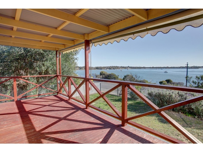27 Esplanade, Coffin Bay SA 5607
