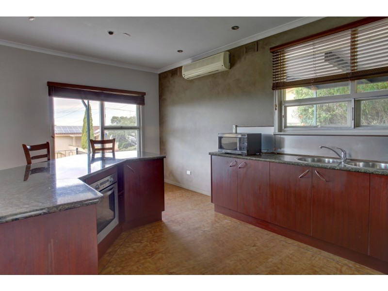 17 Easton Road, Port Lincoln SA 5606
