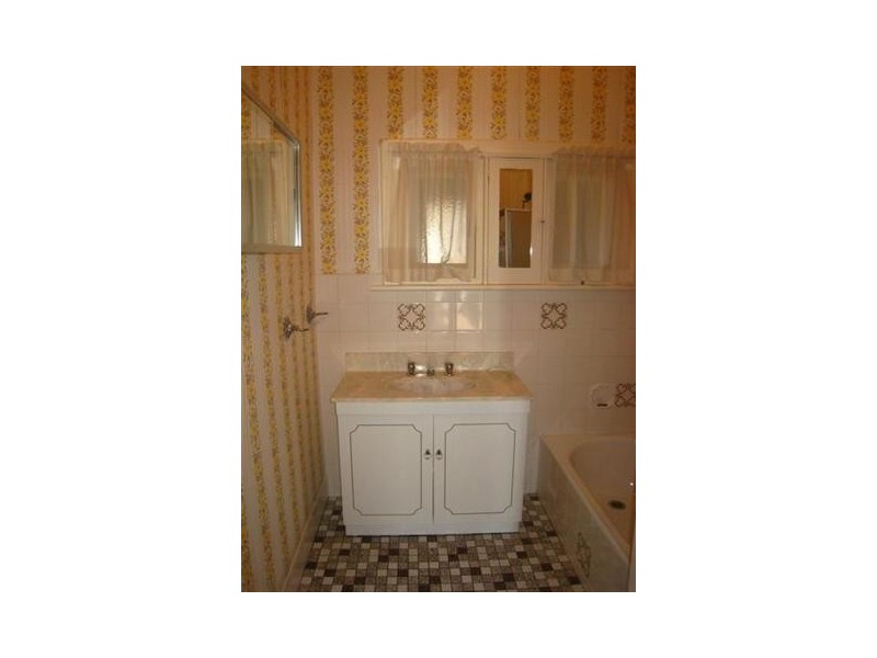 21 Tobruk Tce, Port Lincoln SA 5606