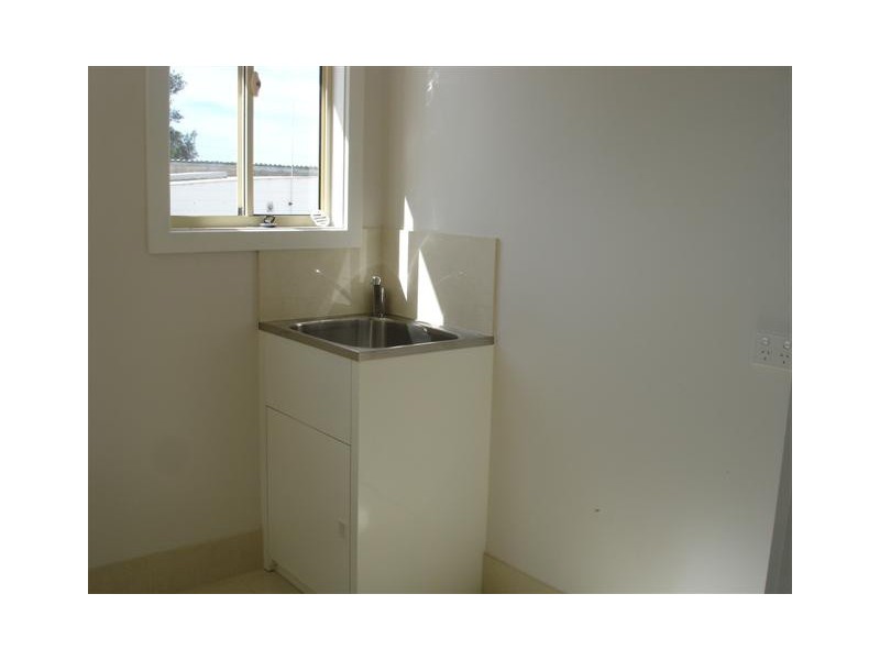 2 / 1a Leech Place, Port Lincoln SA 5606