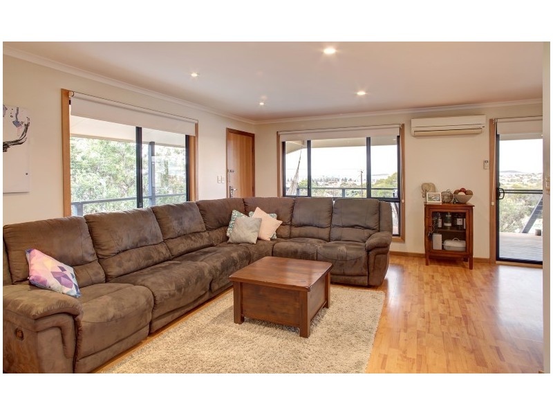 11 Tulka Tce, Port Lincoln SA 5606