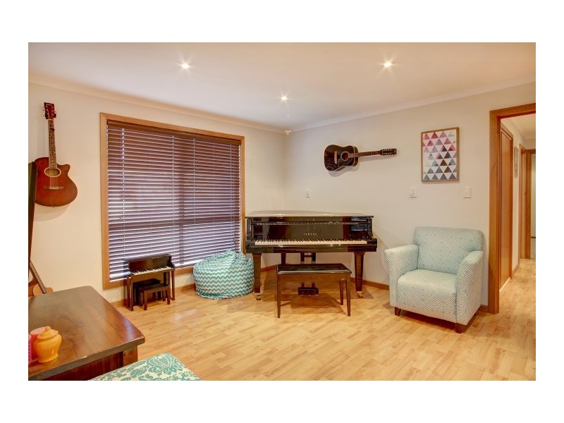 11 Tulka Tce, Port Lincoln SA 5606