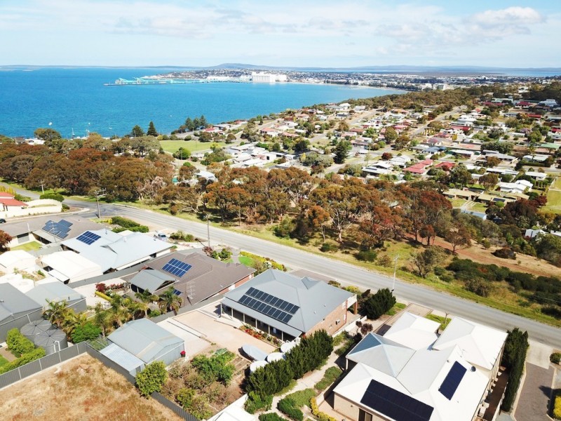24 Valley View Road, Port Lincoln SA 5606