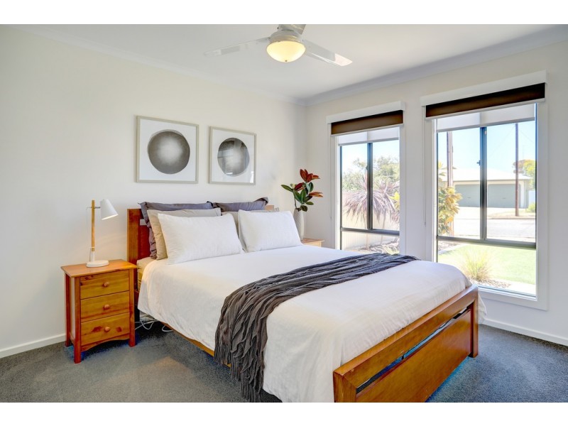 32 Wavell Rd, Port Lincoln SA 5606