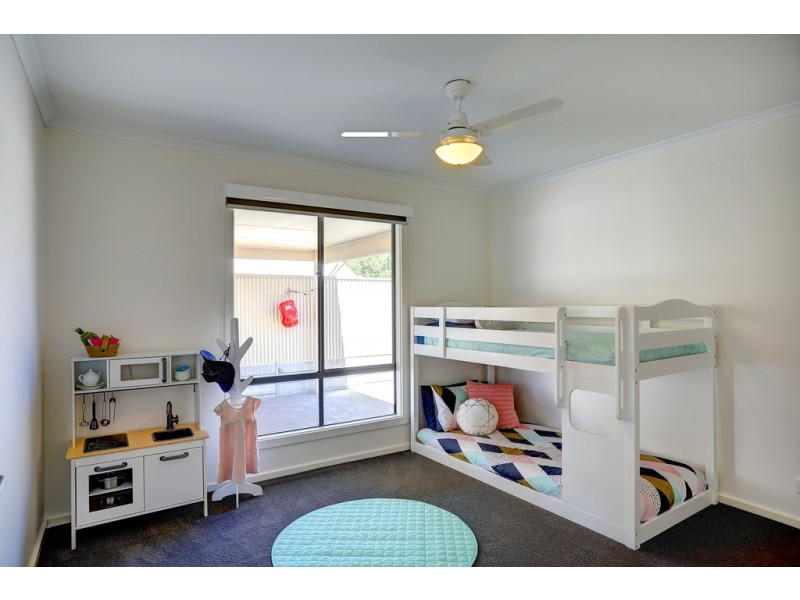 32 Wavell Rd, Port Lincoln SA 5606