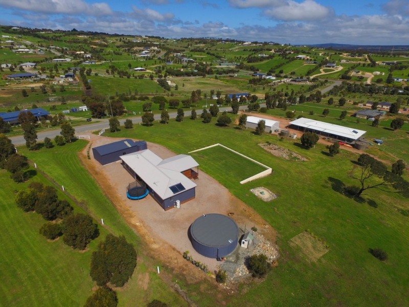 35-41 Lorikeet Court, Boston SA 5607