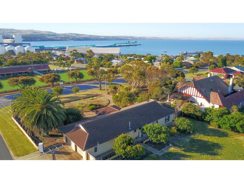 15 Knott Street, Port Lincoln SA 5606