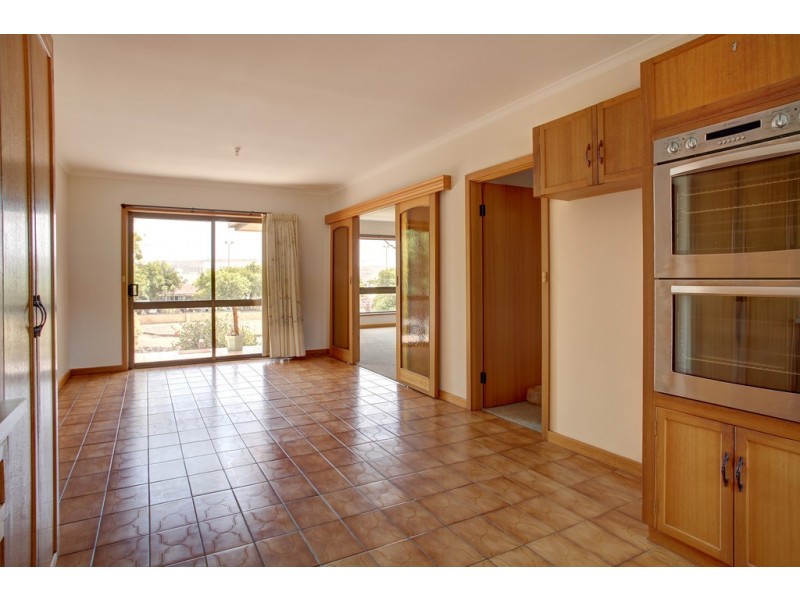 15 Knott Street, Port Lincoln SA 5606