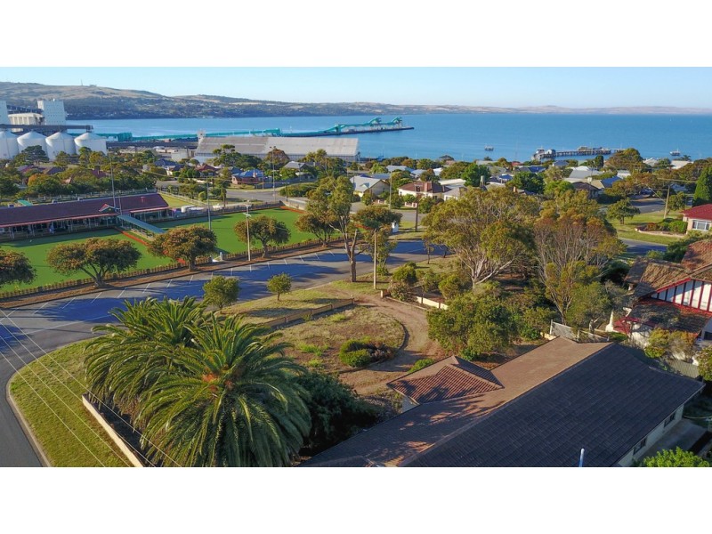 15 Knott Street, Port Lincoln SA 5606