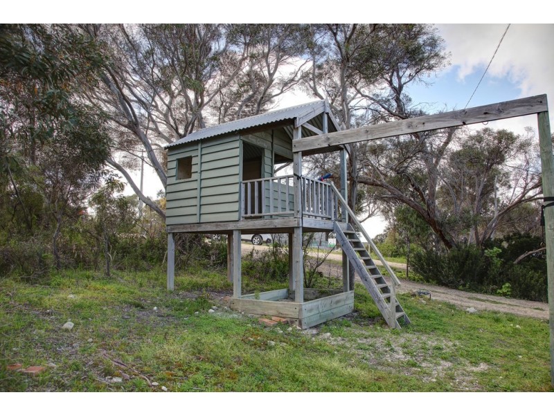 10 Osprey Court, Coffin Bay SA 5607