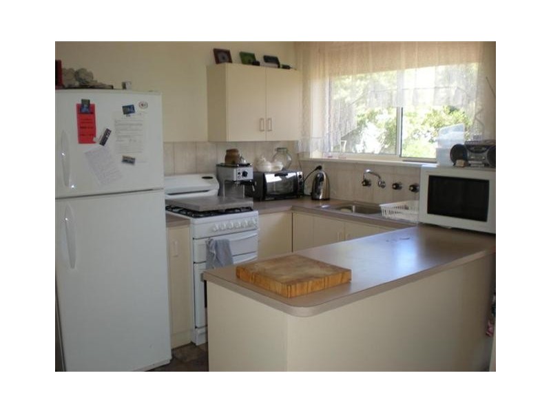 4 Victoria Cres, Port Lincoln SA 5606