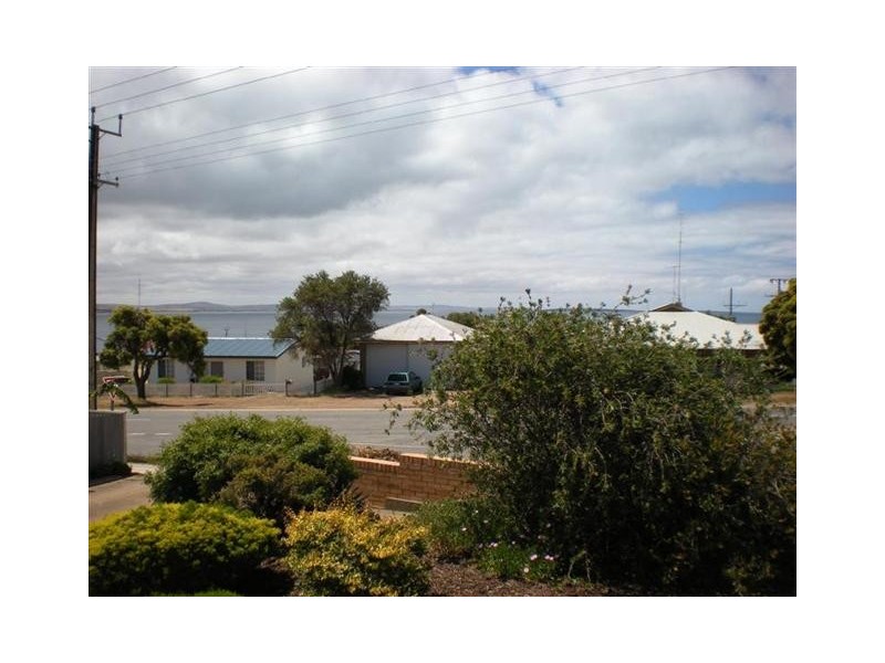 4 Victoria Cres, Port Lincoln SA 5606