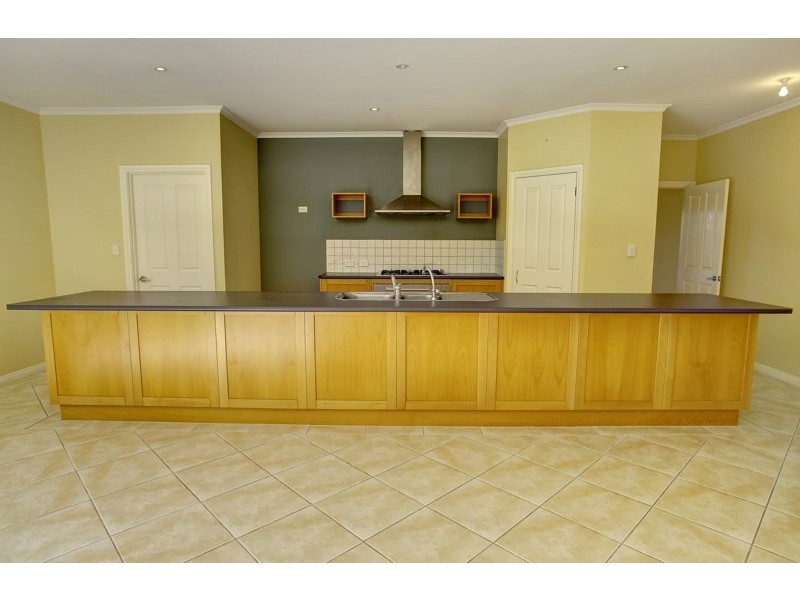 2 Calais Avenue, Port Lincoln SA 5606