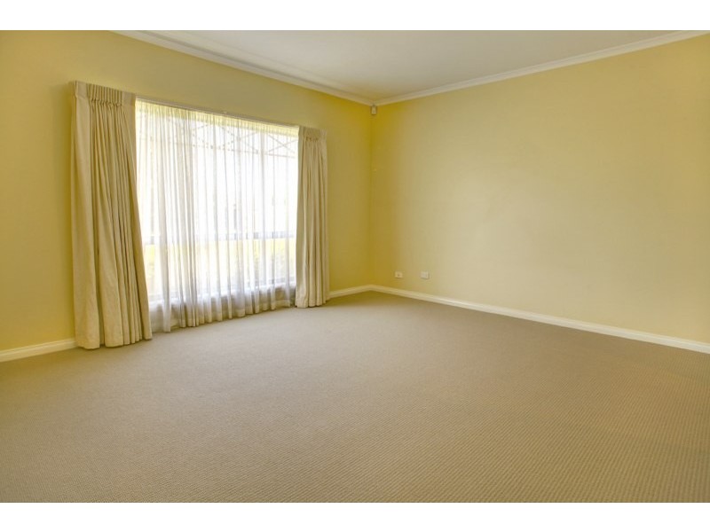 2 Calais Avenue, Port Lincoln SA 5606