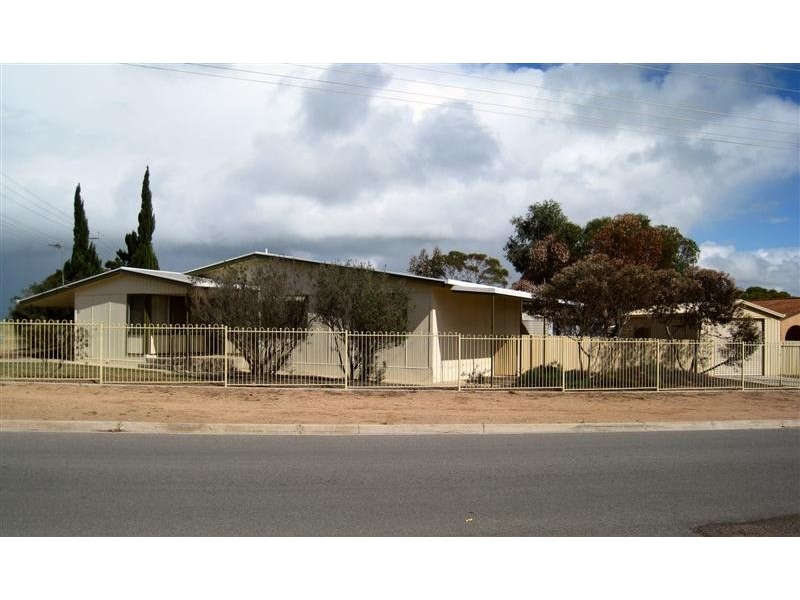 25 Park Terrace, Ceduna SA 5690