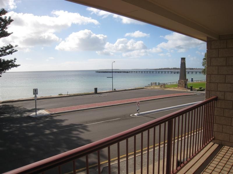 1-4/ 1 North Tce, Tumby Bay SA 5605