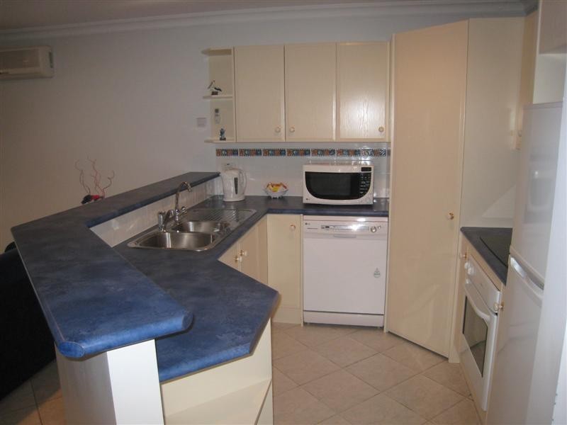 1-4/ 1 North Tce, Tumby Bay SA 5605