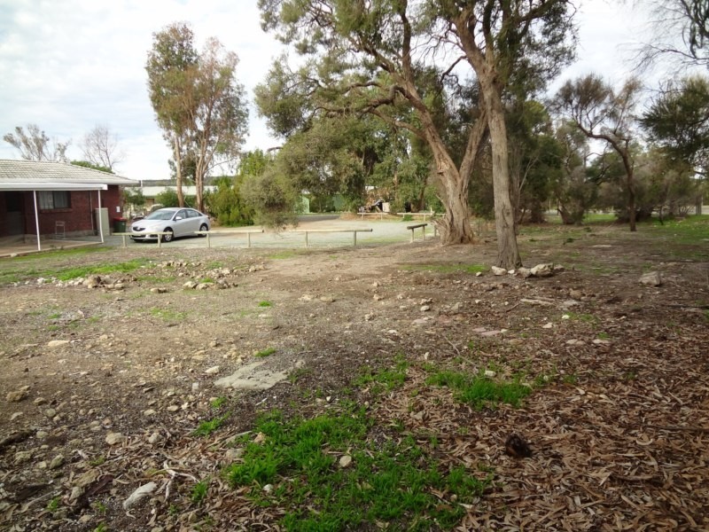 36 Flinders Avenue, Coffin Bay SA 5607