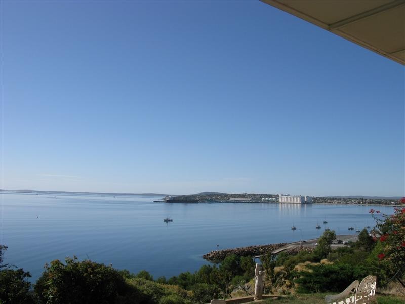42 Upper Flaxman Street, Port Lincoln SA 5606