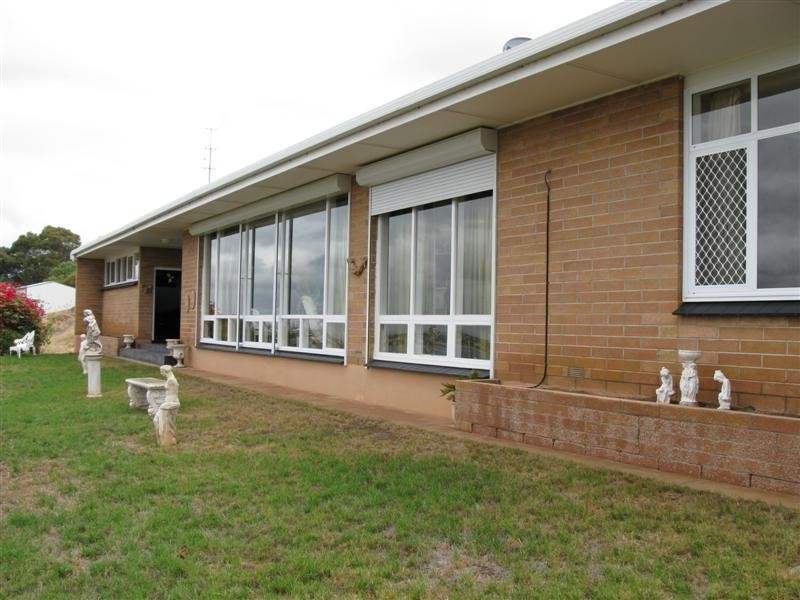 42 Upper Flaxman Street, Port Lincoln SA 5606