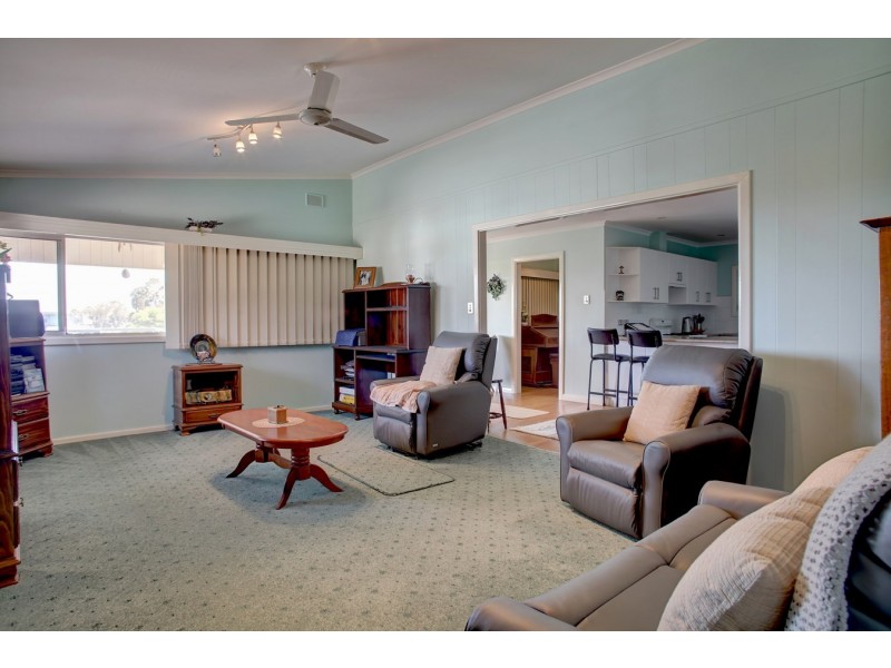 25 McLaren Street, Port Lincoln SA 5606
