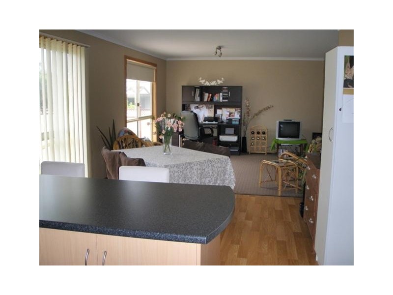 2/17  York Street, Port Lincoln SA 5606