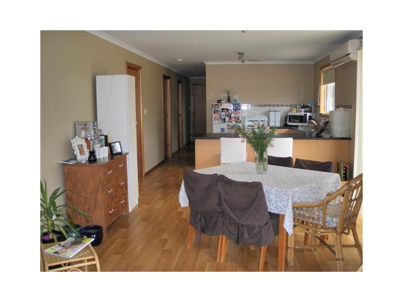 2/17  York Street, Port Lincoln SA 5606