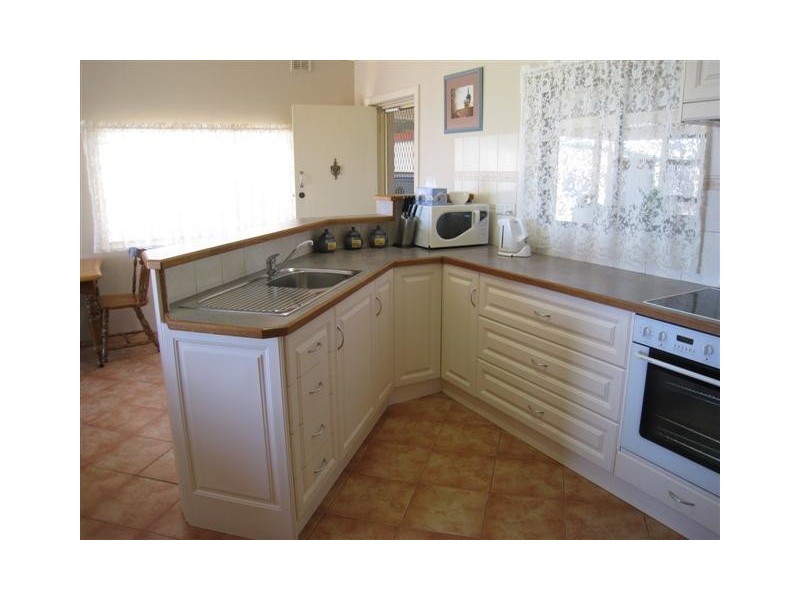 27 Bergman Drive, Ceduna SA 5690
