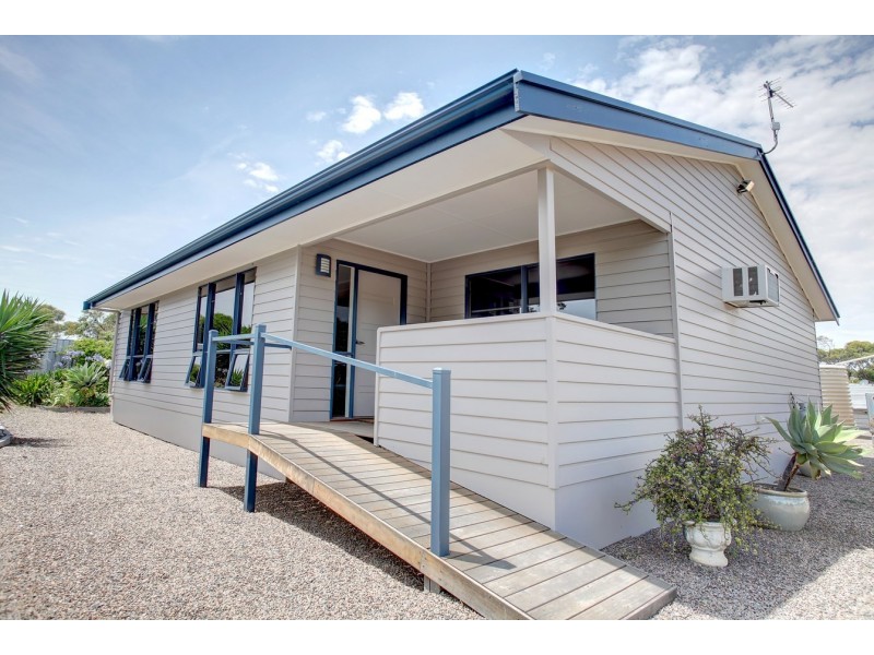 2/3 Murray Drive, North Shields SA 5607