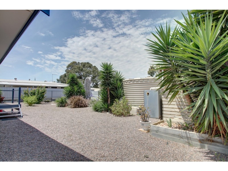 2/3 Murray Drive, North Shields SA 5607