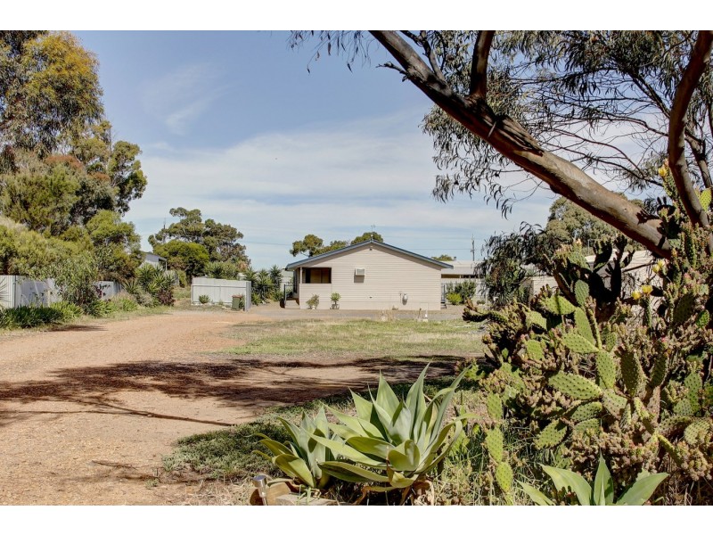 2/3 Murray Drive, North Shields SA 5607