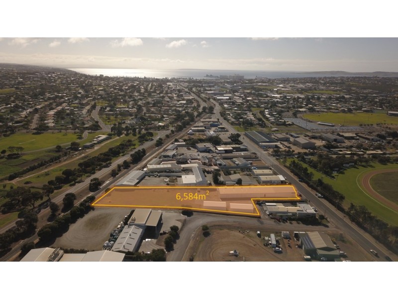 18 Proper Bay Road, Port Lincoln SA 5606