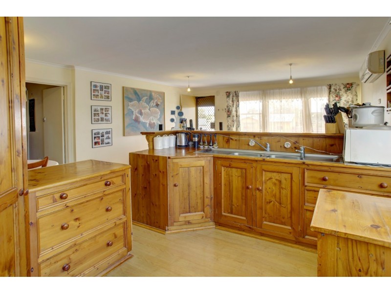 4 Tacoma Street, Port Lincoln SA 5606