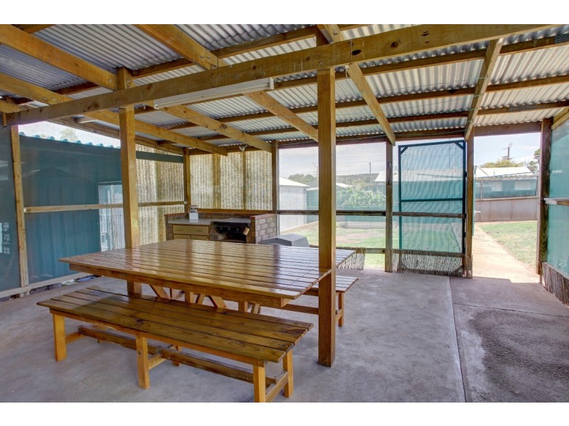 4 Tacoma Street, Port Lincoln SA 5606