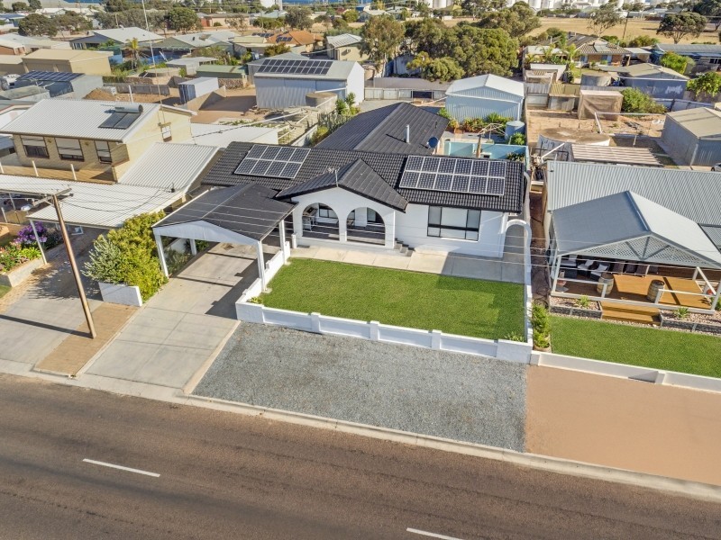 16 Price Thevenard, Ceduna SA 5690
