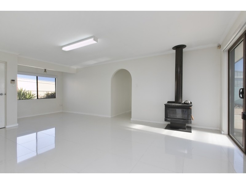 16 Price Thevenard, Ceduna SA 5690