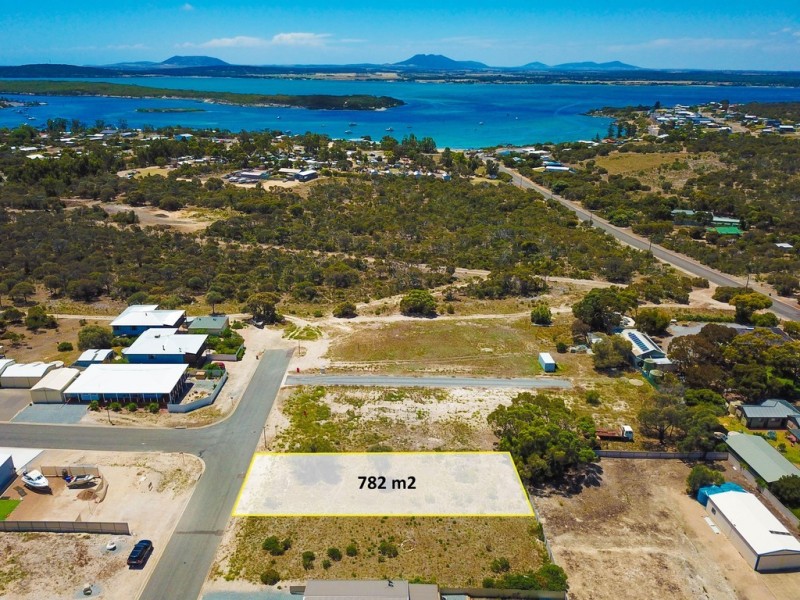 12 Benson Avenue, Coffin Bay SA 5607