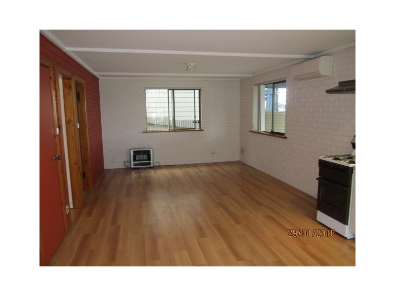 2/9 Minnipa Avenue, Port Lincoln SA 5606