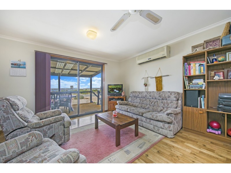 29 Deor way, EBA anchorage, Streaky Bay SA 5680