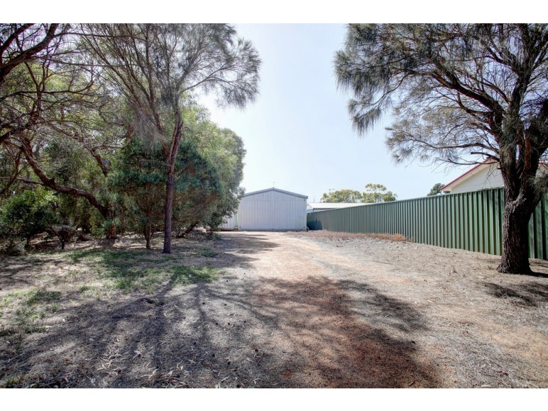 29 Douglas Street, Coffin Bay SA 5607